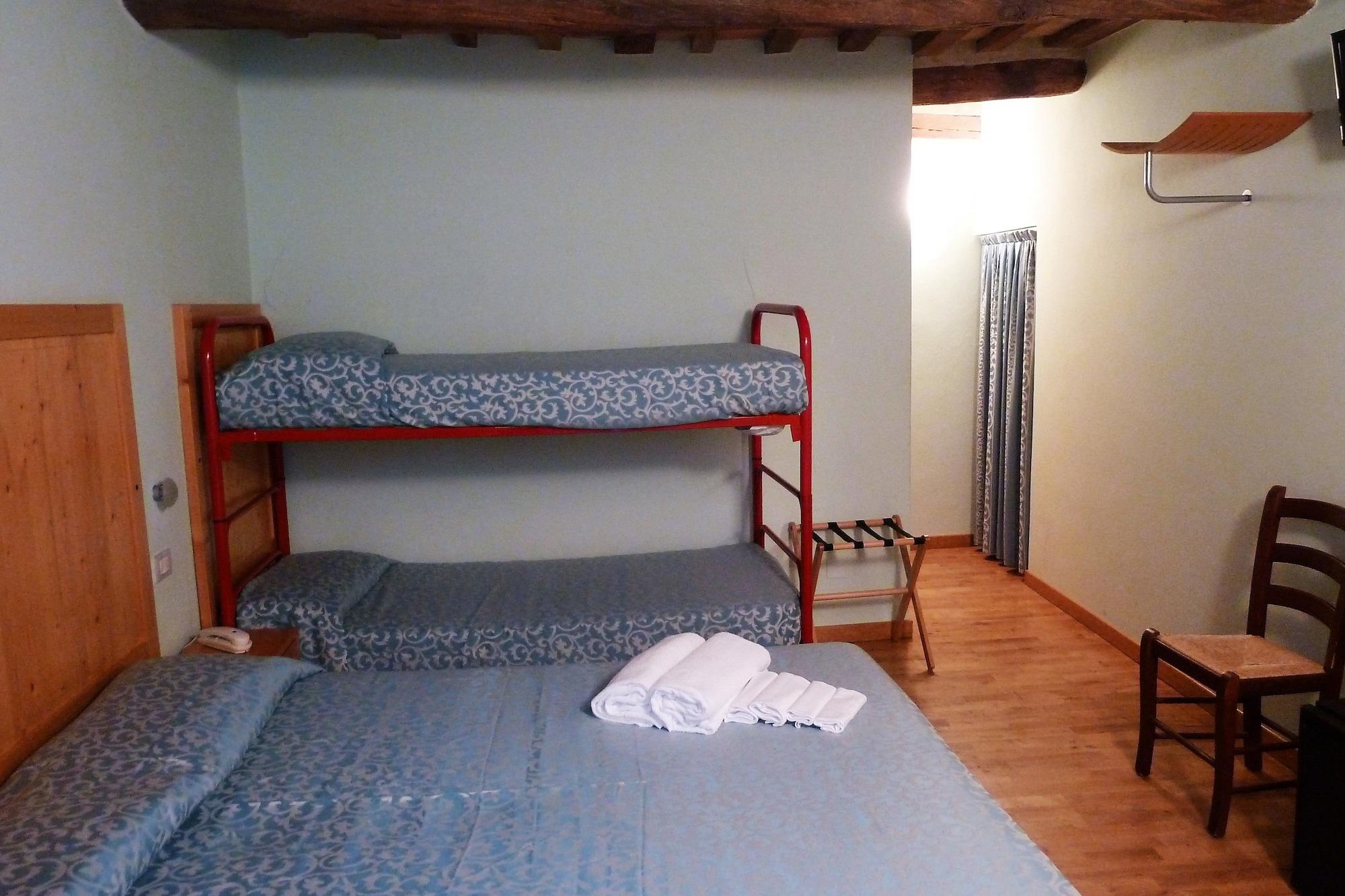 Hotel Tre Ceri Gubbio Dış mekan fotoğraf