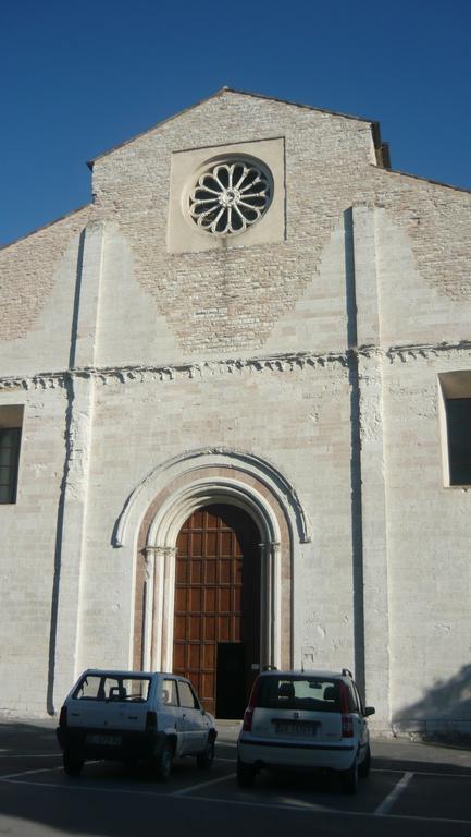Hotel Tre Ceri Gubbio Dış mekan fotoğraf